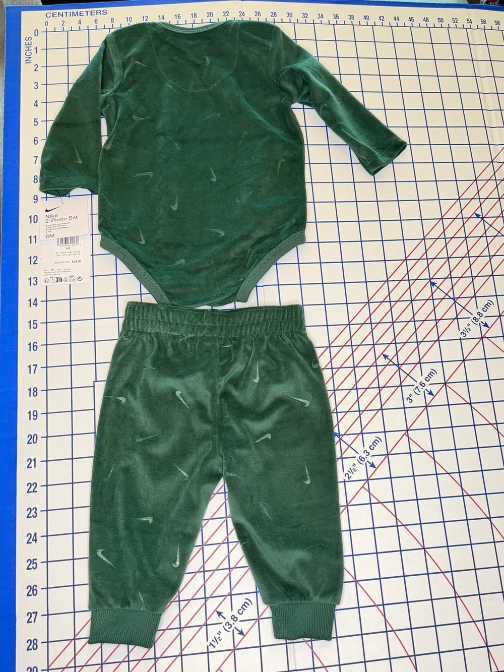 Nike Green Velour Jogger Set with Swoosh - Picture 2 of 3